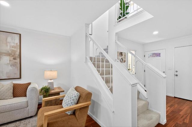 461 Leahy Street, Redwood City, CA 94061
