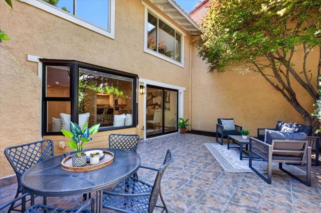 461 Leahy Street, Redwood City, CA 94061