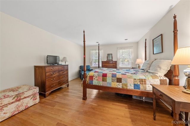 13211 POWDERHAM Ln, Midlothian, VA 23113