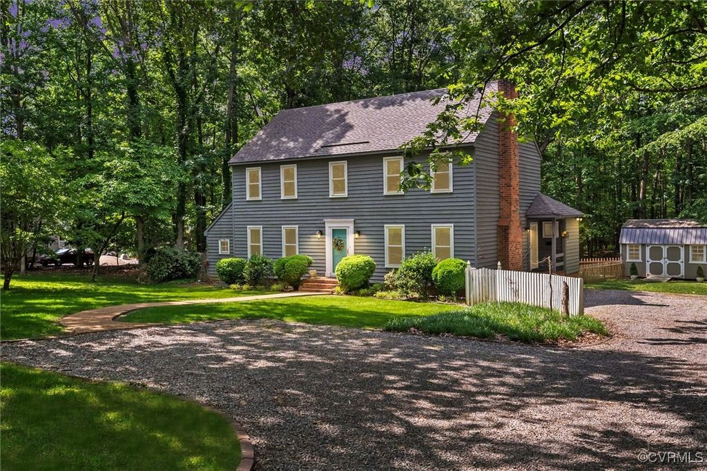 13211 POWDERHAM Ln, Midlothian, VA 23113