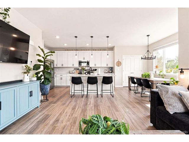 1251 S Kingston Ct, Aurora, CO 80012