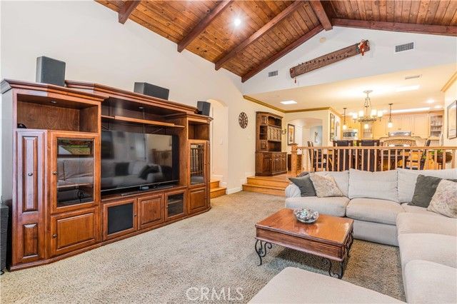 5823 Vesper, Sherman Oaks, CA 91411