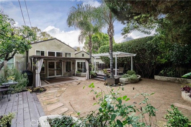 5823 Vesper, Sherman Oaks, CA 91411