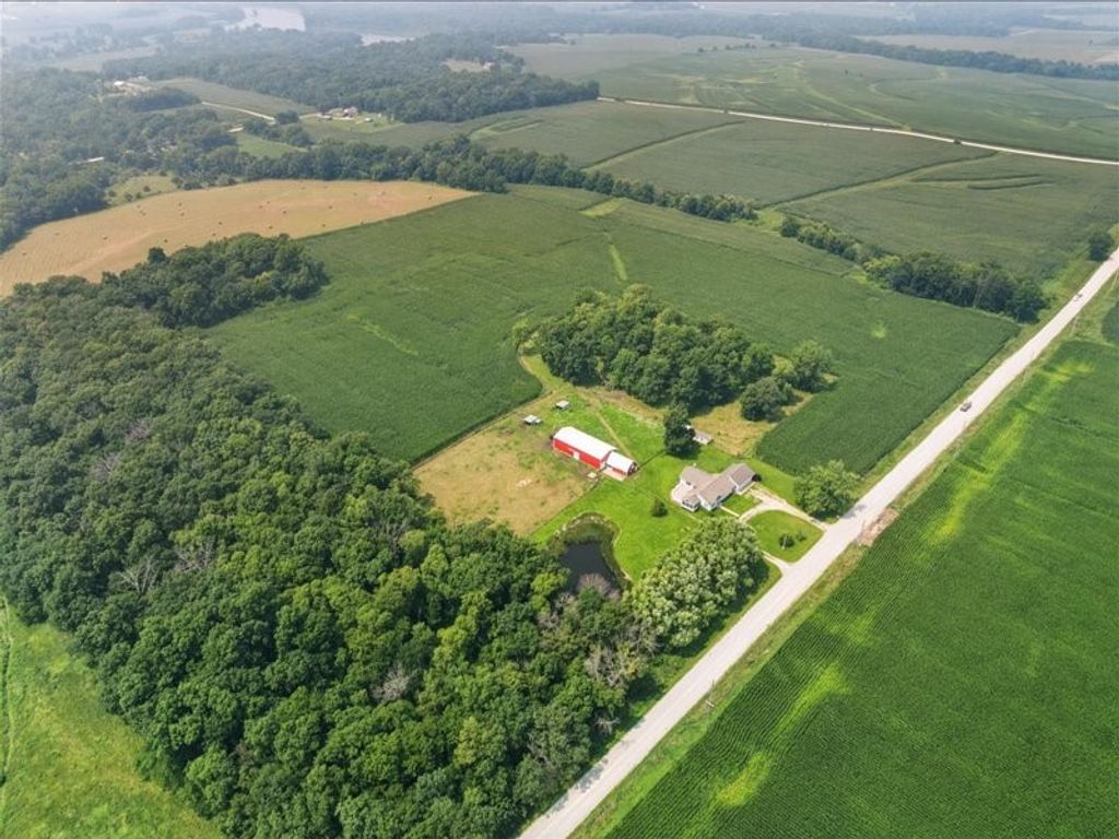 25th Avenue, Brandon, IA 52210