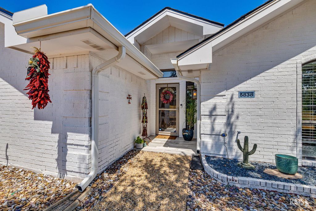 Image 2 of property listing at 5838 Manchester Lane, San Angelo, TX 76901
