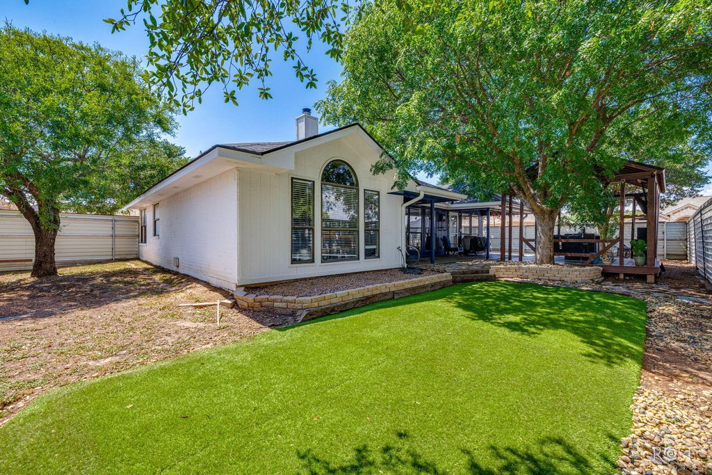 Image 27 of property listing at 5838 Manchester Lane, San Angelo, TX 76901