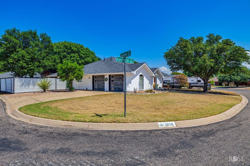 Image 4 of property listing at 5838 Manchester Lane, San Angelo, TX 76901