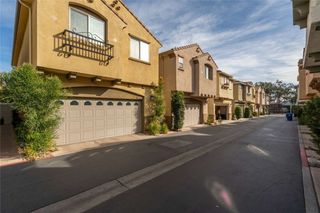 9562 Sundance Street, Pacoima (los Angeles), CA 91331