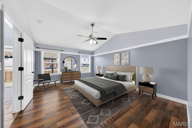 178 Shadow Pointe Drive, Wentzville, MO 63385