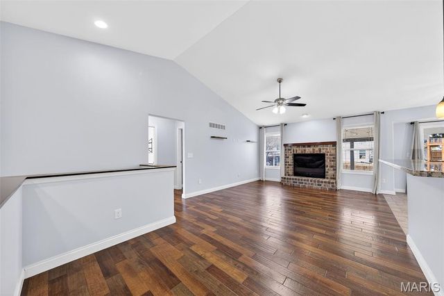 178 Shadow Pointe Drive, Wentzville, MO 63385