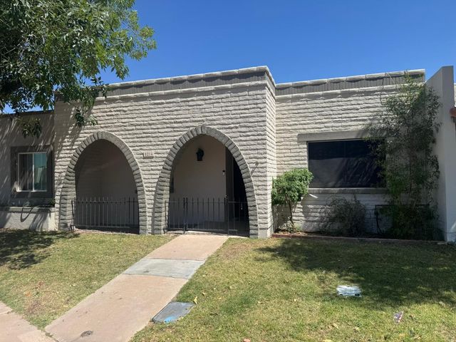 8216 E Keim Drive, Scottsdale, AZ 85250