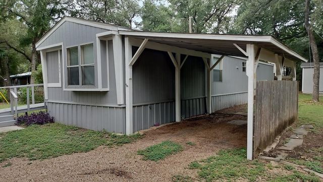 305 Woods LN, Cedar Park, TX 78613