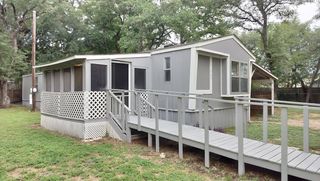 305 Woods LN, Cedar Park, TX 78613