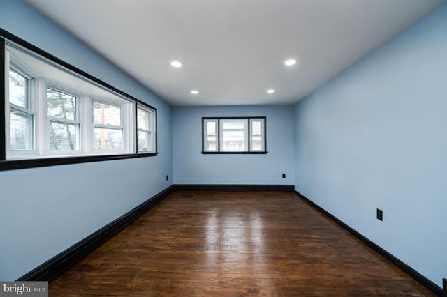 1938 HIGH PARK MNR, Pottsville, PA 17901