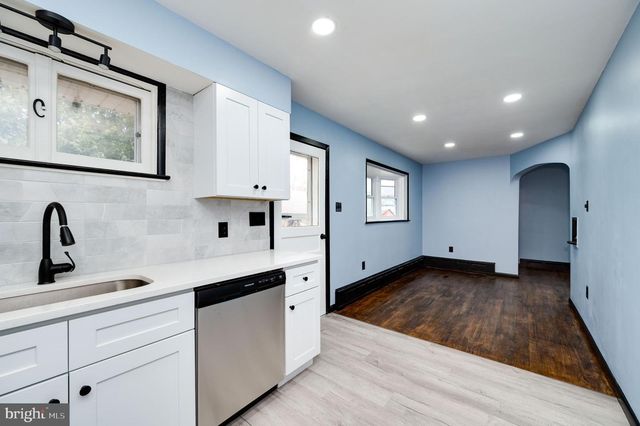 1938 HIGH PARK MNR, Pottsville, PA 17901