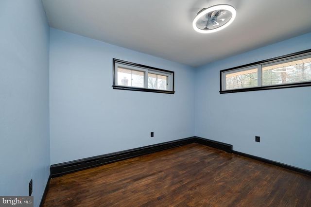 1938 HIGH PARK MNR, Pottsville, PA 17901