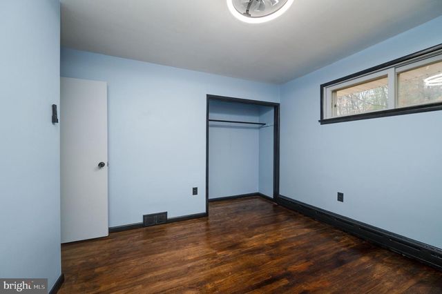 1938 HIGH PARK MNR, Pottsville, PA 17901