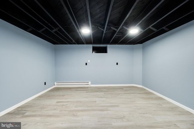 1938 HIGH PARK MNR, Pottsville, PA 17901