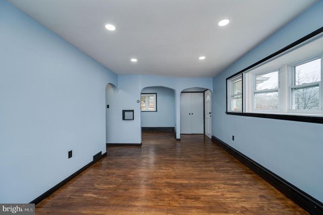 1938 HIGH PARK MNR, Pottsville, PA 17901