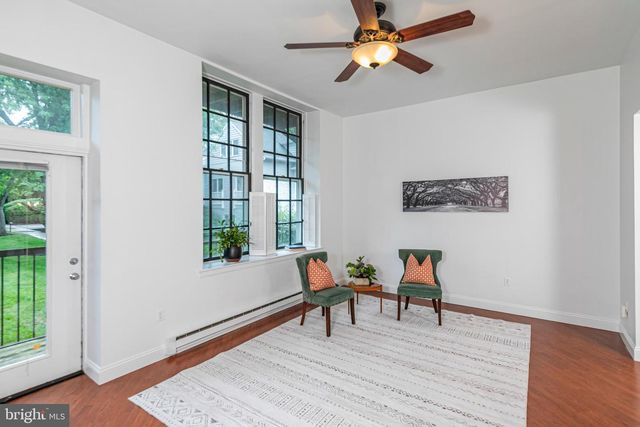 5 ACADEMY CT, Pennington, NJ 08534