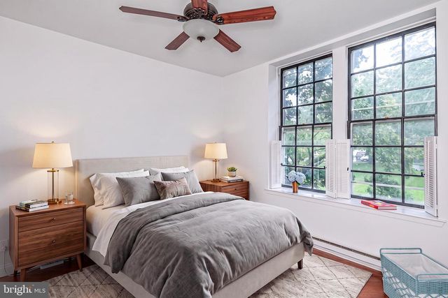 5 ACADEMY CT, Pennington, NJ 08534
