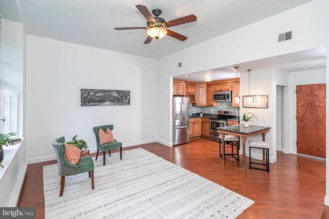 5 ACADEMY CT, Pennington, NJ 08534