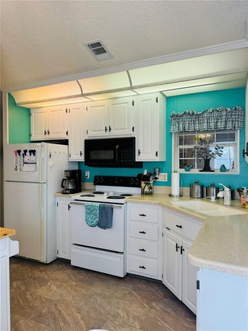 603 ARNOLD PALMER DRIVE, Davenport, FL 33837