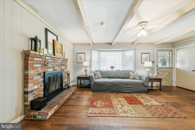10 NEW LISBON RD, Pemberton, NJ 08068