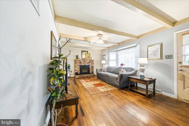 10 NEW LISBON RD, Pemberton, NJ 08068
