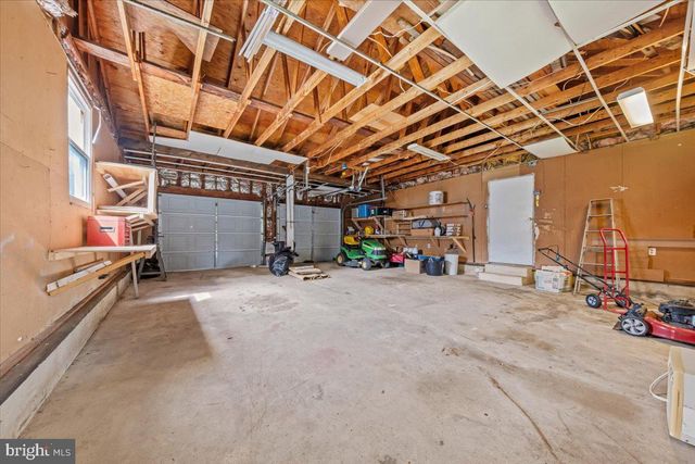 10 NEW LISBON RD, Pemberton, NJ 08068