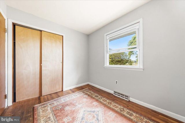 10 NEW LISBON RD, Pemberton, NJ 08068