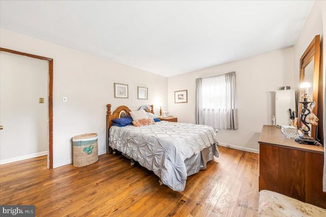 10 NEW LISBON RD, Pemberton, NJ 08068