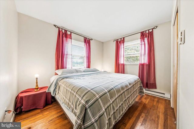 10 NEW LISBON RD, Pemberton, NJ 08068
