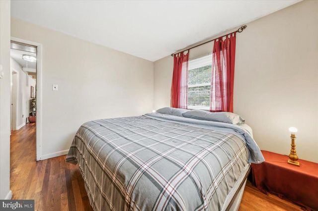 10 NEW LISBON RD, Pemberton, NJ 08068