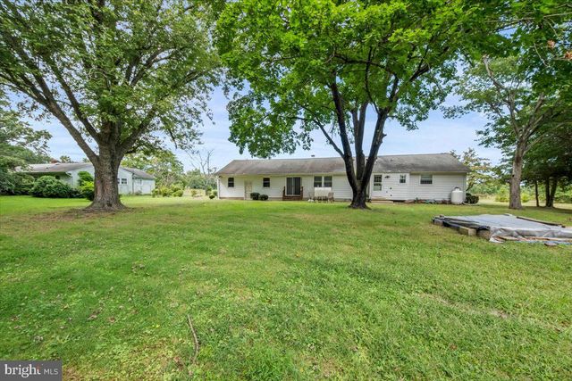 10 NEW LISBON RD, Pemberton, NJ 08068