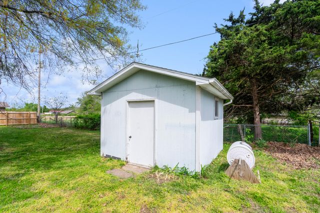 431 North Rechow Avenue, Bolivar, MO 65613