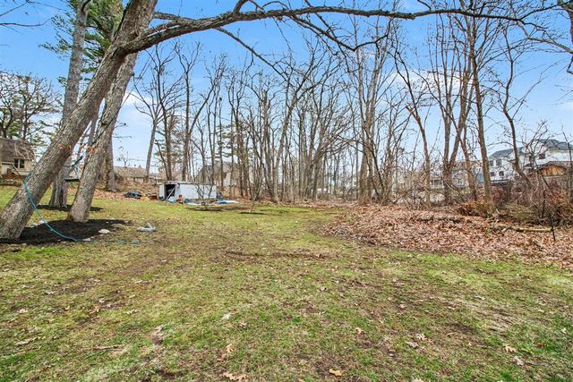 940 Leidich Street, Lake Orion, MI 48362