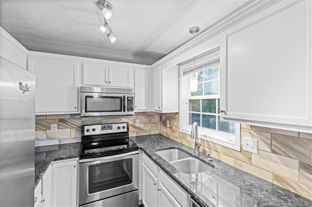 861 Danish Drive, Fayetteville, NC 28303