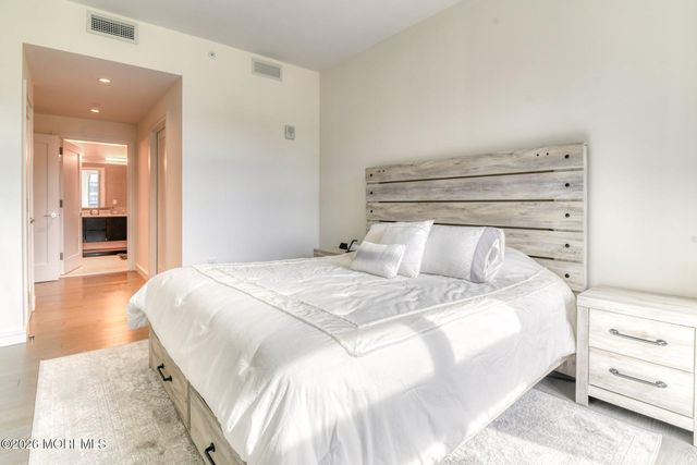 30 Melrose Terrace 413, Long Branch, NJ 07740