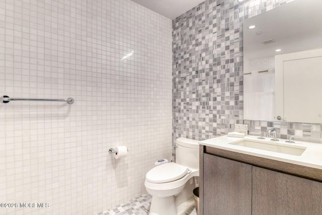 30 Melrose Terrace 413, Long Branch, NJ 07740