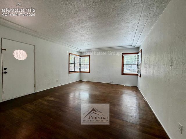 17 Alsace Way, Colorado Springs, CO 80906