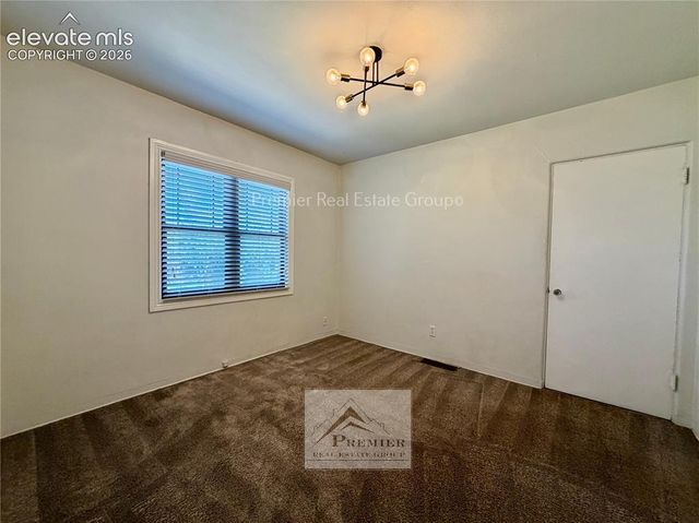17 Alsace Way, Colorado Springs, CO 80906