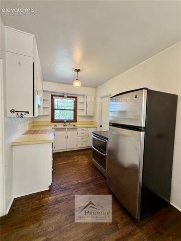 17 Alsace Way, Colorado Springs, CO 80906