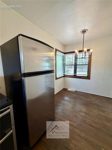 17 Alsace Way, Colorado Springs, CO 80906