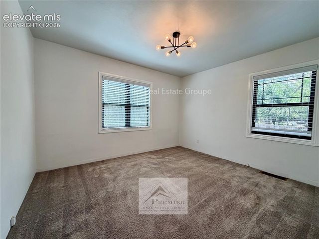 17 Alsace Way, Colorado Springs, CO 80906