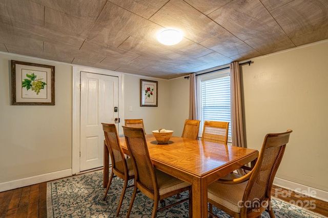 40 Painter Road, Banner Elk, NC 28604