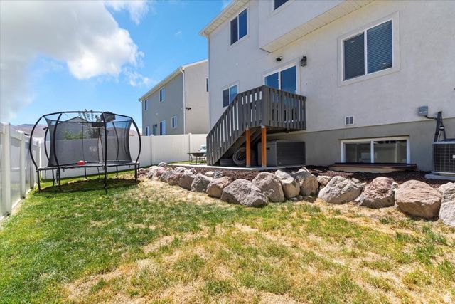 7168 N SILVER SPRING WAY, Eagle Mountain, UT 84005