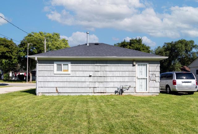 5725 N 60th STREET, Milwaukee, WI 53218