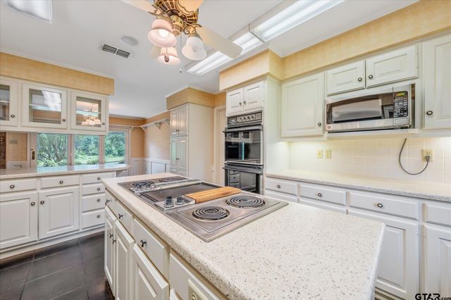 15246 Seven League Road, Tyler, TX 75703