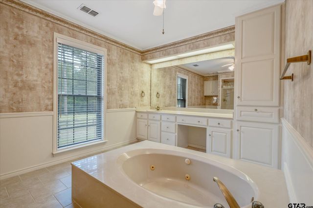 15246 Seven League Road, Tyler, TX 75703